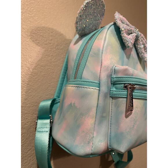 NWOT Disney Parks Loungefly Seafoam Minnie Mouse Sequin Mini Backpack - Picture 5 of 7